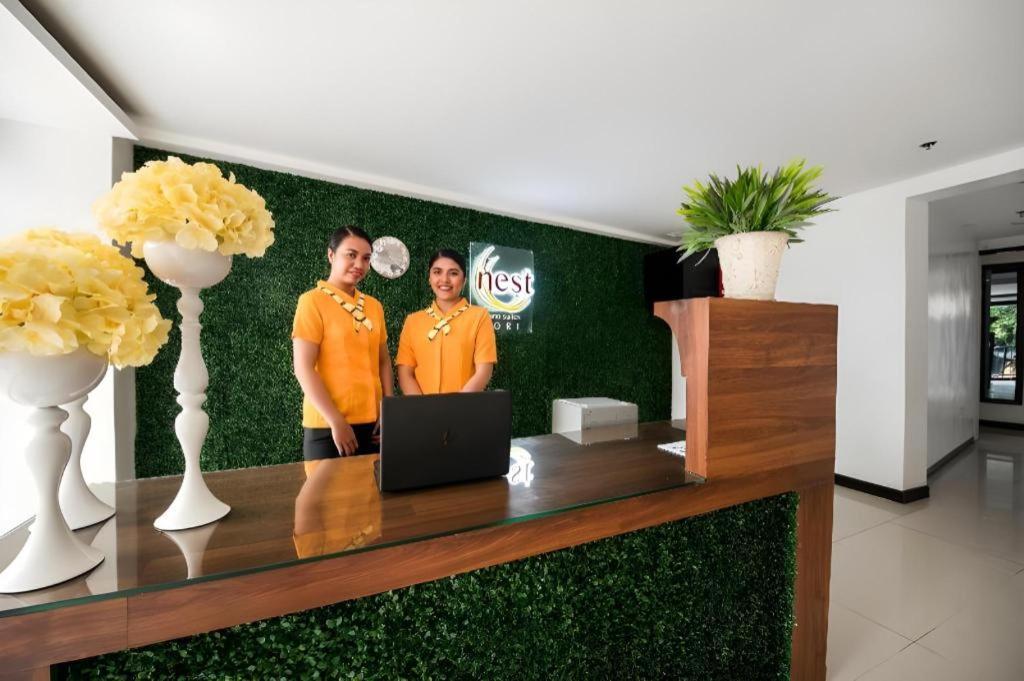 Super Oyo Capital O 232 Nest Nano Suites Fort Makati City Exterior photo